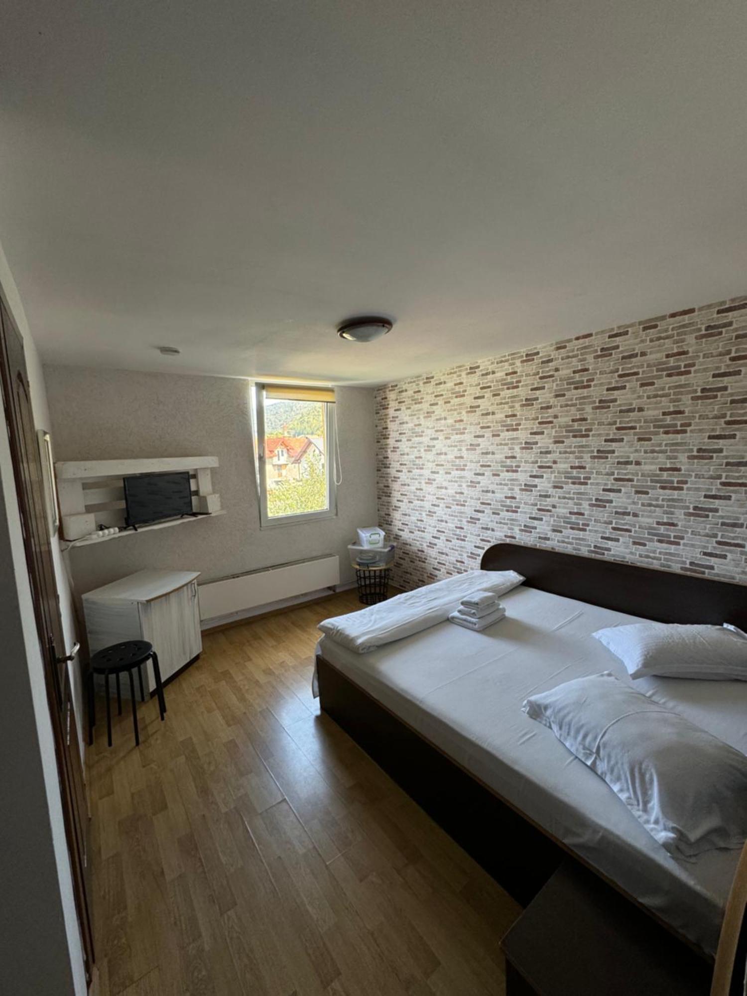Hotel Casa David à Buşteni Extérieur photo