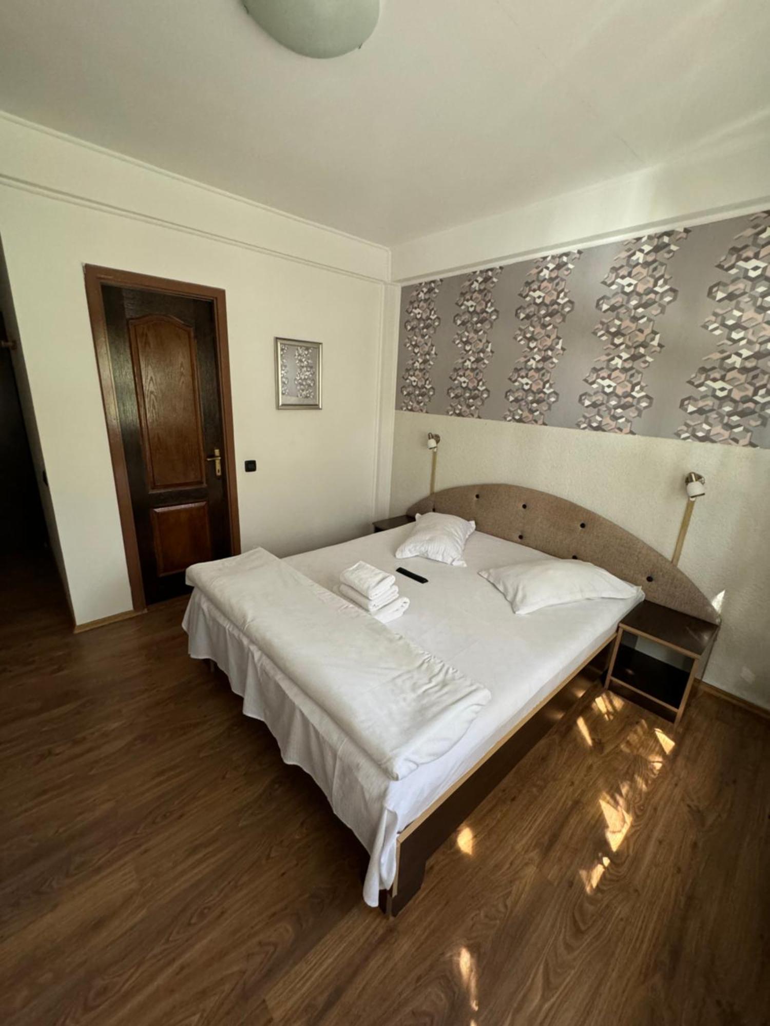 Hotel Casa David à Buşteni Extérieur photo