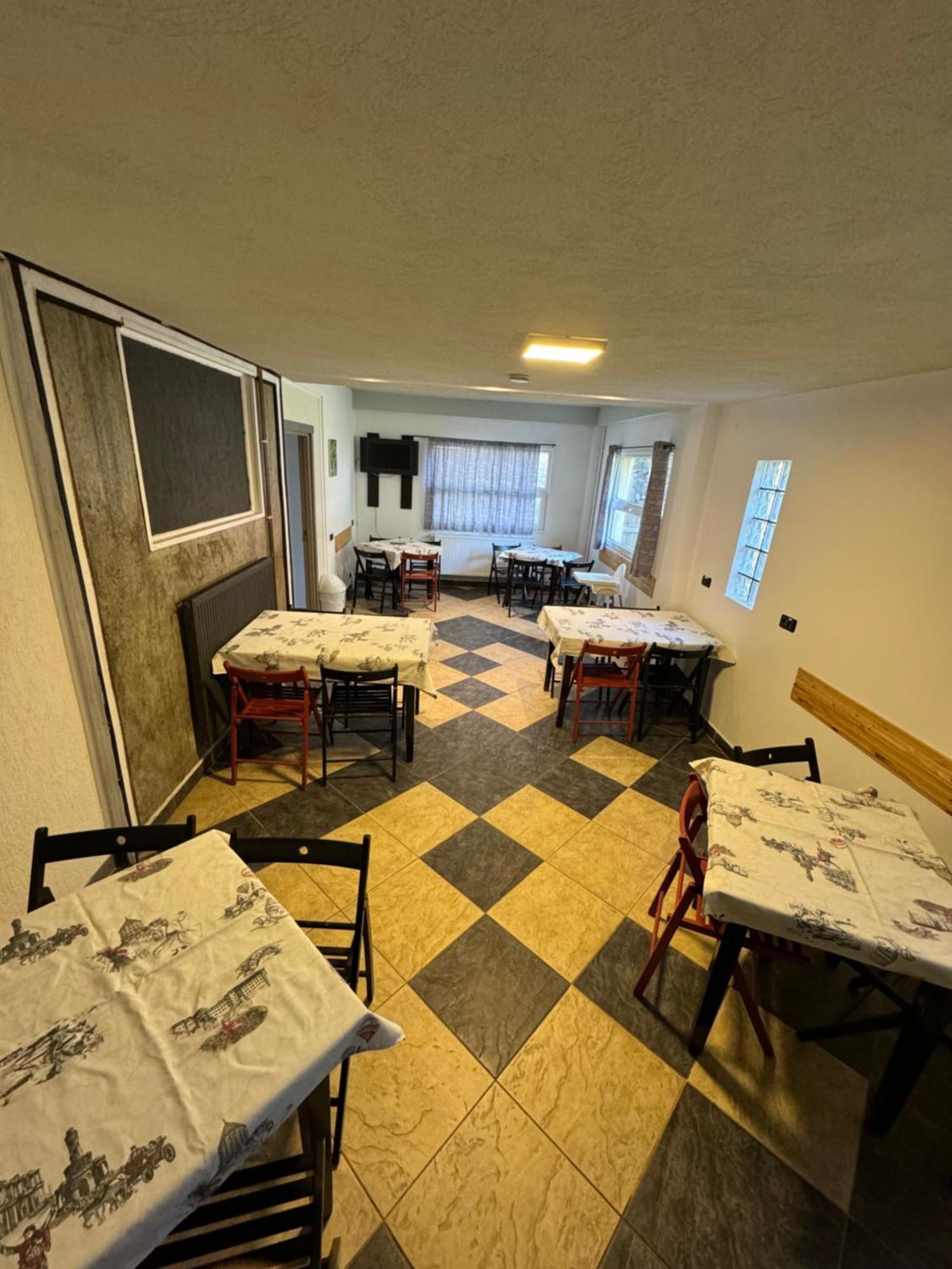 Hotel Casa David à Buşteni Extérieur photo